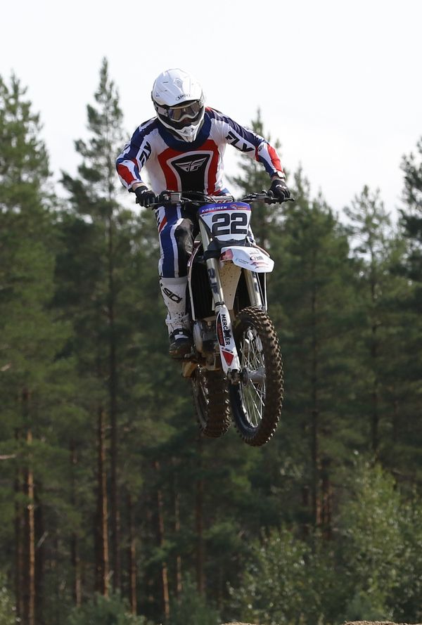 Hermanni Koskinen liitää TOP250 A+B. Mäntyharju MX-liiga 2026